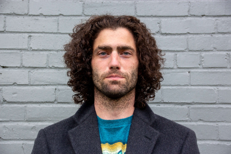 阿斯：皇马改变对维尼修斯态度 但球迷声音不友好